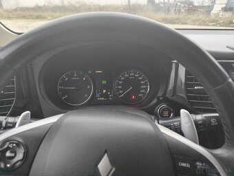 Mitsubishi Outlander 4x4 2,2 diesel automat - 15