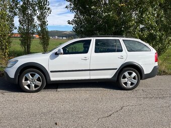 Škoda Octavia Combi Scout 4x4 - 15