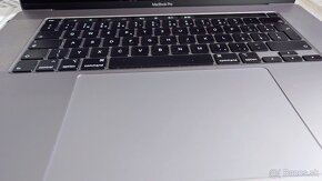 MacBook Pro 16" i7/32GB RAM/512GB SSD - 15