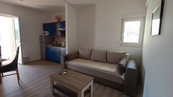 CHORVÁTSKO - Apartmánový dom so 6 apartmánmi - Lukoran, ostr - 15