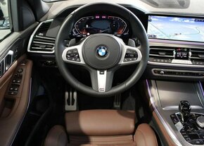 BMW X5 xDrive30d M Sport nafta automat - 15