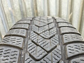 Špičkové zimné pneu Pirelli Sottozero - 205/50 r17 93H - 15