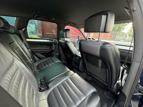 VW Touareg 3.0 TDI - 15