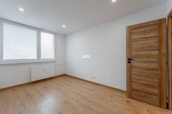 NADŠTANDARD 3 izb. byt Kalinovska, 71 m2, loggia.ZARIADENÝ - 15