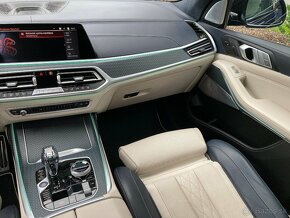 BMW X7 - 15