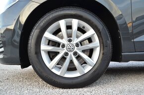 VOLKSWAGEN TOURAN 1.6 TDI FAMILY NAVI TEMPOMAT odpočet DPH - 15