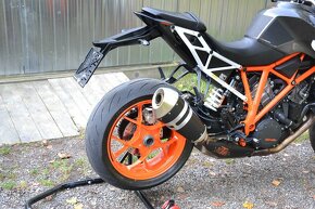 KTM 1290 SUPER DUKE R - 15