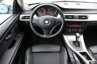 BMW Rad 3 Coupé 325 i A/T - 15