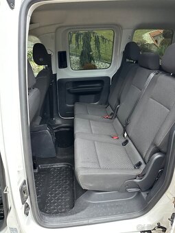 Volkswagen Caddy 2.0 TDi 75kw Manuál - 15