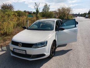 Predam vw Jetta 1,6 d 77kw rok 2013 - 15