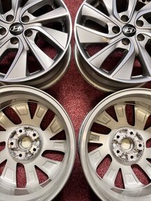 5x114,3 R17 Orig. alu Hyundai i30 - ET 53 - 15