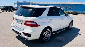 Mercedes-Benz ML63 AMG PERFORMANCE - 15