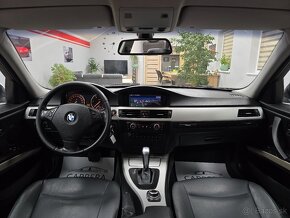 BMW Rad 3 Touring 330d xDrive A/T - 15