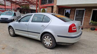 Škoda Octavia II 1,6i 75kw kód motora: BSE - 15