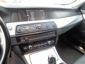 BMW rad 5 530d A/T - 15