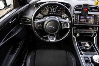 Jaguar XE 2.0 I4D 180k R-Sport AT - 15