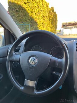 Volkswagen Golf 5 1.6 Benzin + LPG = 75kW, rv 2009 = - 15