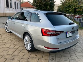 Skoda suepeb combi III 2.0 TDi 140KW DSG 4x4 ELEGANCE FULL - 15