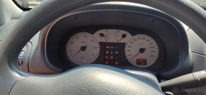 Renault Clio 1.2 16V - Techroad - 15