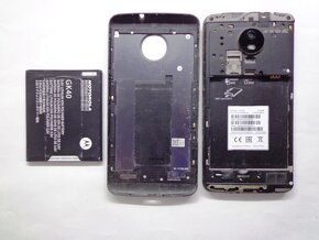 Motorola RAZR V3i STEELGRAY + RAZR2 V8 RAZR V3 E4 Dotyková - 15