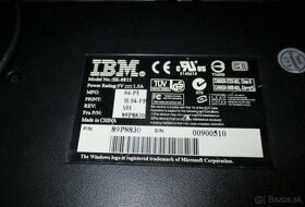 klávesnicu IBM model SK-8815. - 15