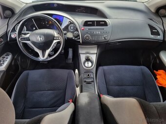 Honda Civic 2.2i-CDTi - 15