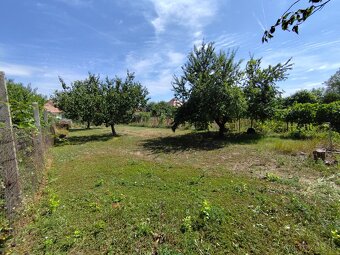 Rodinný dom - Hlohovec, rovinatý pozemok - 15