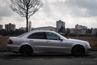 Mercedes-Benz E 500 4MATIC - 15