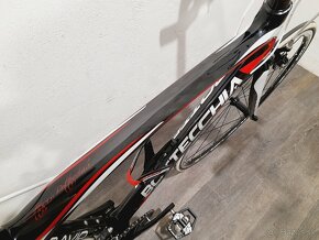 Predám cestný bicykel Bottechia 8Avio Carbon  28" - 15