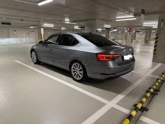 Škoda Superb 3 2.0 TDI SCR Live Plus 4x4 DSG - 15