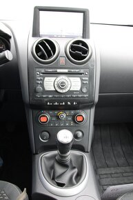 NISSAN Qashqai Tekna 2,0 dCi 110 kW - 15