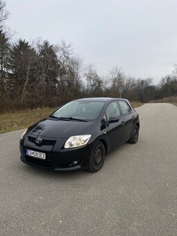 Toyota Auris 2008 1.6 - 15