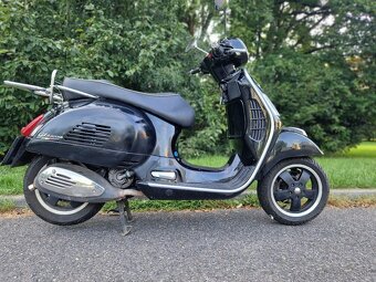 Vespa GTS SUPER 300 i.e - 15