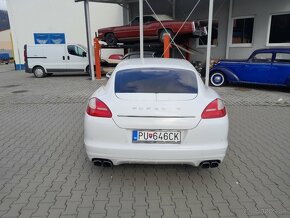 Porsche Panamera turbo 4 S r 2011 - 15