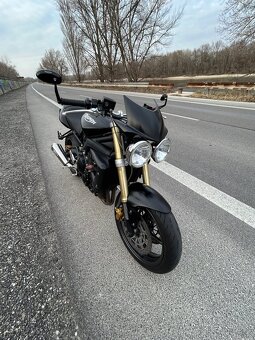 Triumph Street Triple 675 - 15