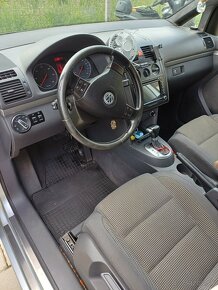 Volkswagen touran 2.0TDI automat - 15