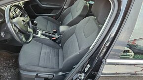 Škoda Octavia Combi 2.0 TDI Business 4x4 - 15