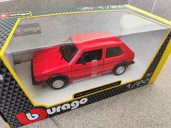 KOVOVÝ MODEL 1:24 ( OTVÁRATEĽNÉ DVERE ) - VW GOLF MK1 GTI - 15