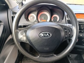 Kia Ceed - 15