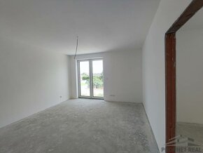 Rodinný dom o celkovej podlahovej ploche 142m² - 15