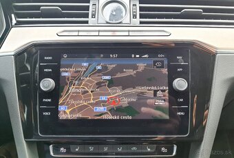 VW Passat Variant 2.0 TDI 140kW DSG 4x4 r.v. 2018 - 15