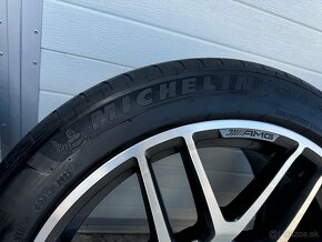 Mercedes GLE R22 AMG 285/40 325/35 R22 Michelin - 15