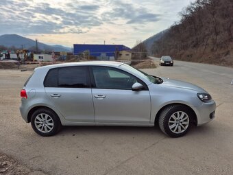 Volkswagen Golf VI 1.6 TDI 2011 77kW - 15