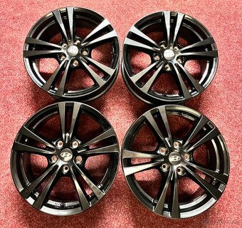 5x114,3 R17 Originál alu Hyundai - černé - ET 47 - 15