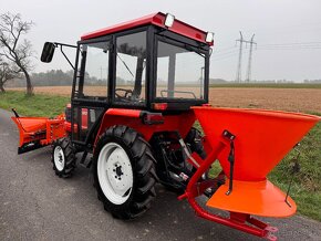 Japonský traktor KUBOTA GL 23 Diesel 3 válec, 23HP - 15