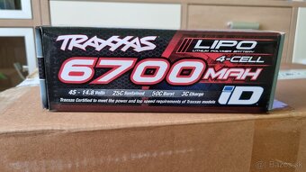 RC Auto Traxxas X Maxx 8s - 15