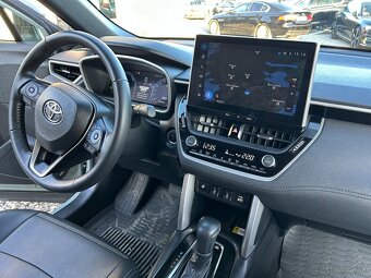 Toyota Corolla 2.0 Hybrid e-CVT Style - 15