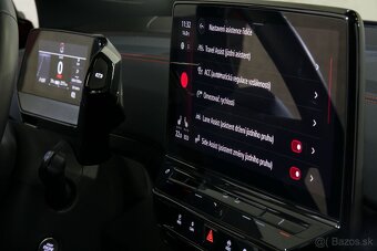 VW ID.5 GTX 220kW 4Motion Ambi 360 IQ HUD DCC Tažné Panorama - 15