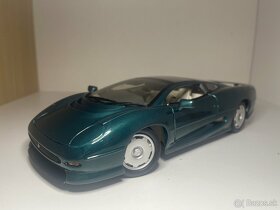 Predám Jaguár XJ220 1:18 - 15