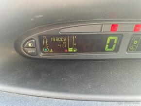 Citroen Xsara Picasso 1.6hdi - 15